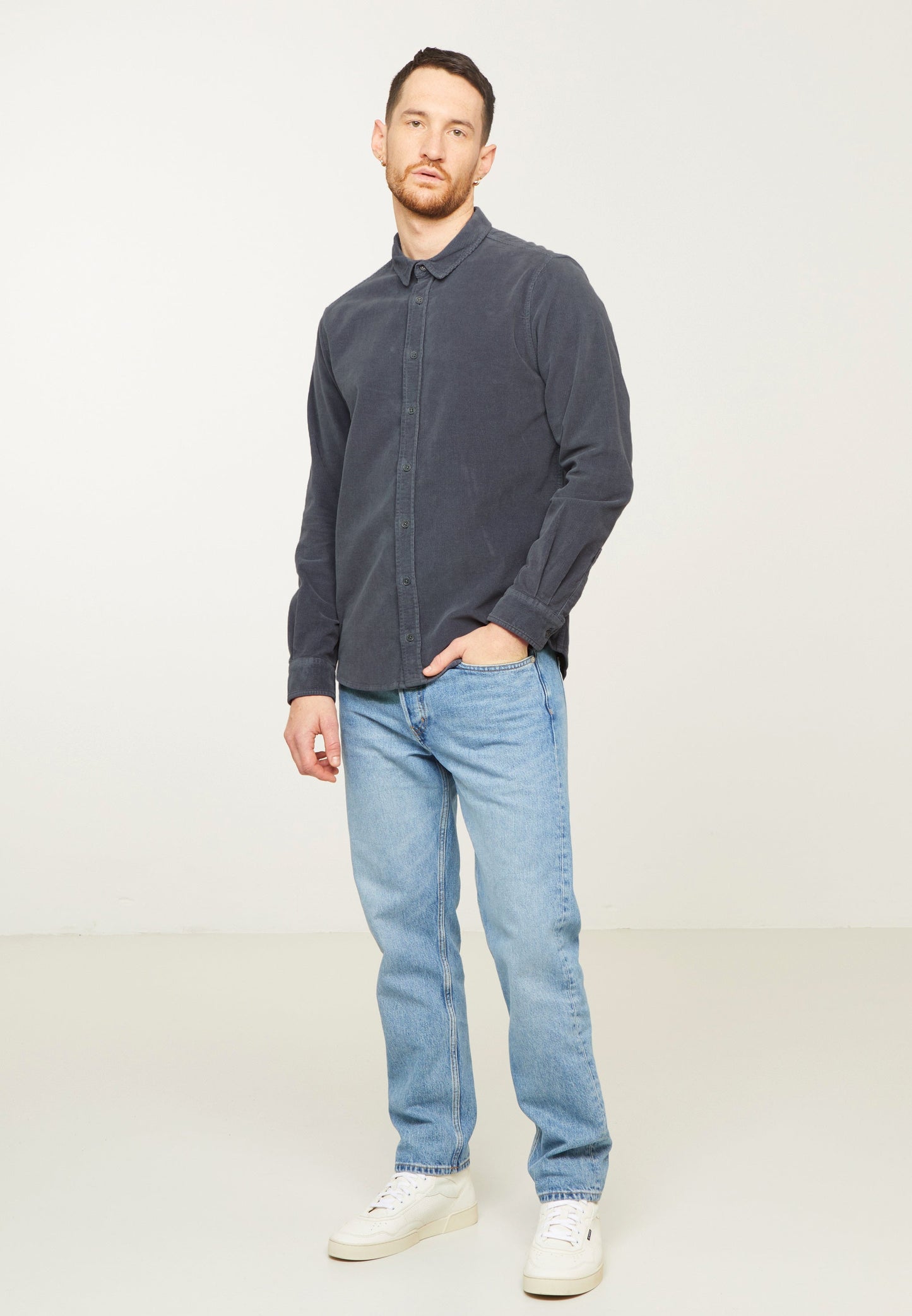 
                  
                    CARDY Hemd in Denim-Blau
                  
                