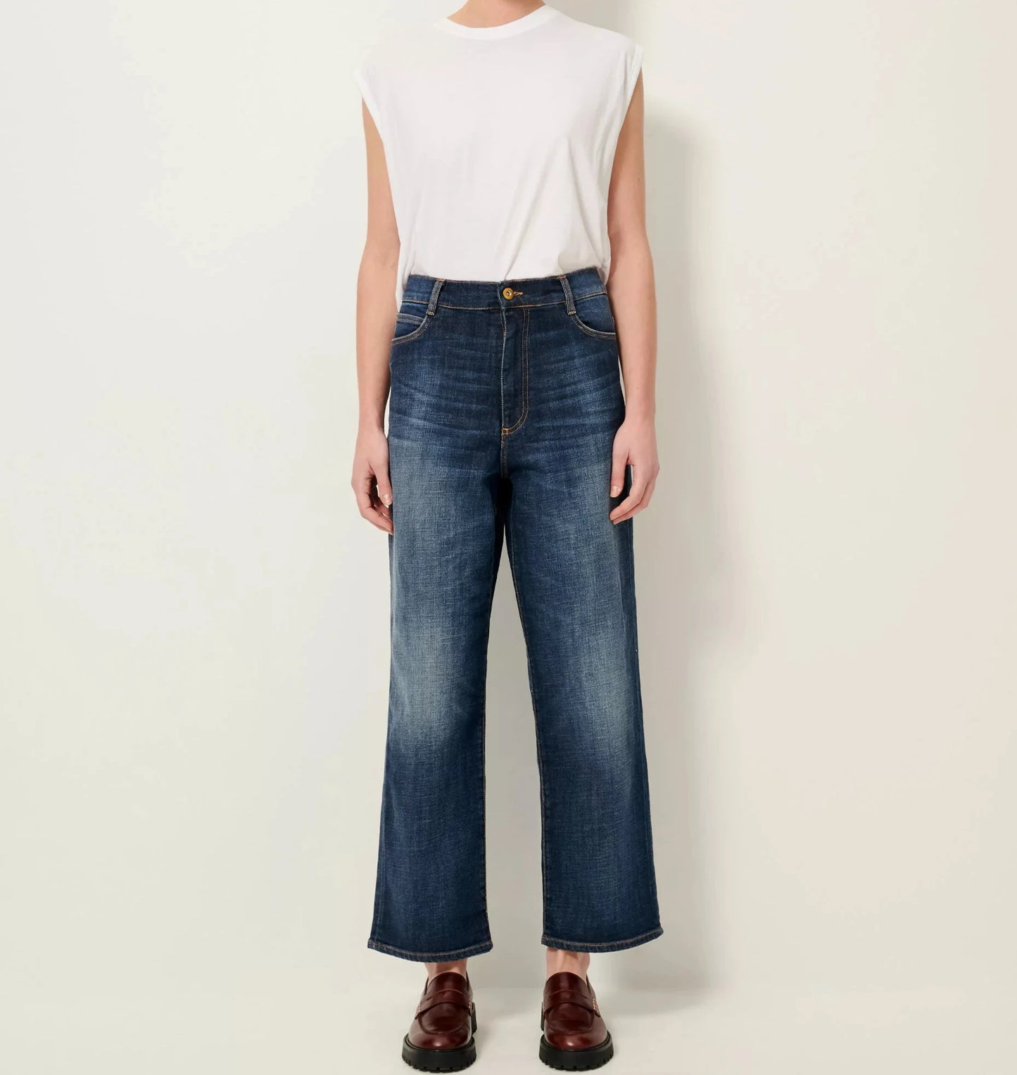 
                  
                    BAY CRUISE Jeans mit Rinse-Muster
                  
                