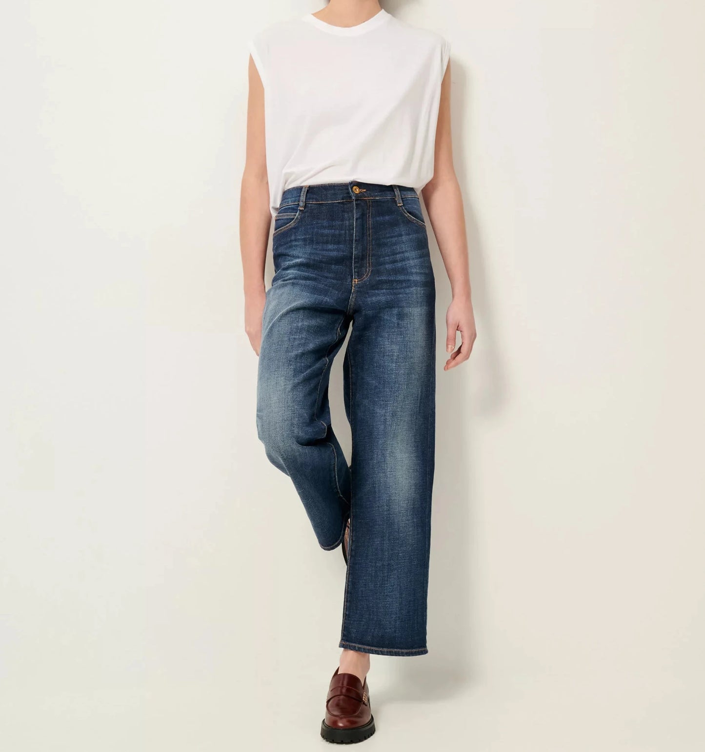 
                  
                    BAY CRUISE Jeans mit Rinse-Muster
                  
                