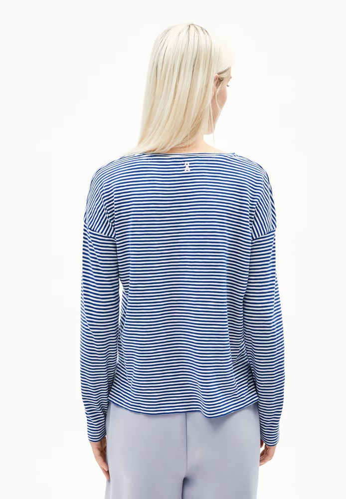 
                  
                    XIANAA LOVELY Oatmilk Lapis Blue Stripes Oversized Long Sleeve
                  
                