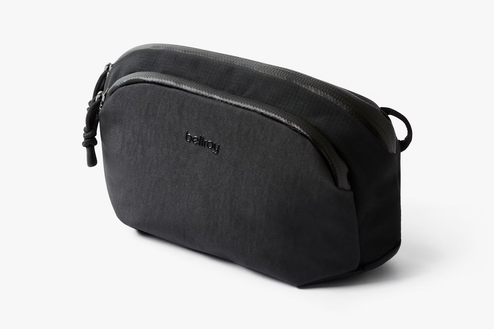 Black Venture Pouch