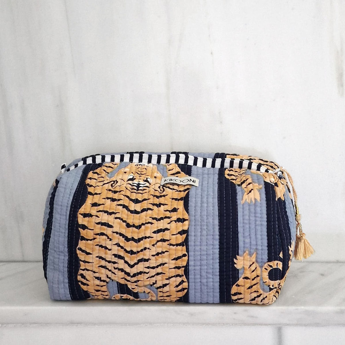 
                  
                    POPPY TIGER Black Cosmetic Bag
                  
                