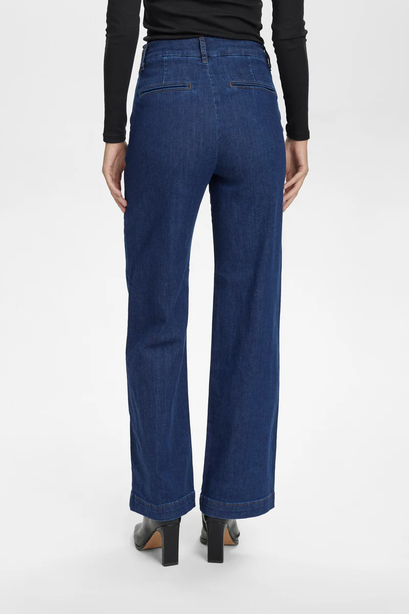 
                  
                    NUAMBER Dark Blue Denim 1 Long Jeans
                  
                