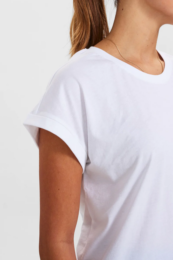 
                  
                    NUBEVERLY Bright White T-Shirt
                  
                