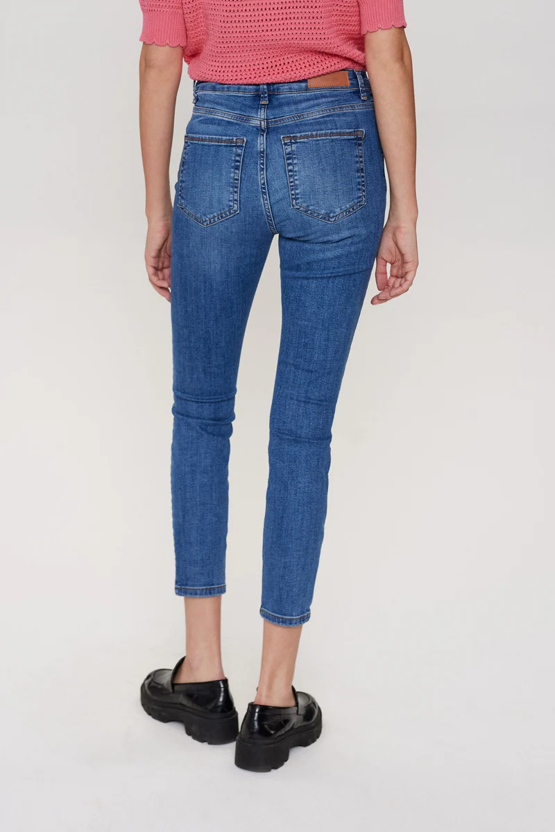 
                  
                    NUSIDNEY Medium Blue Denim Cropped Jeans
                  
                