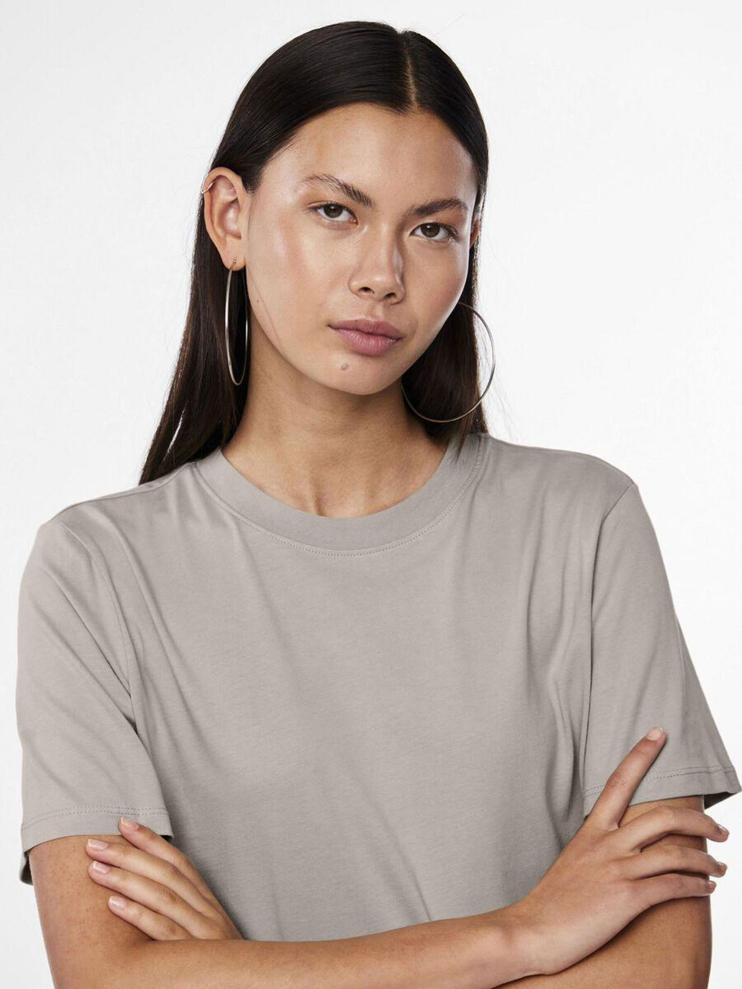 
                  
                    PCRIA Silver Gray Solid T-Shirt
                  
                